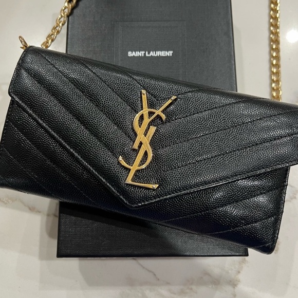 Black YSL cassandre envelope wallet on chain - Picture 1 of 13